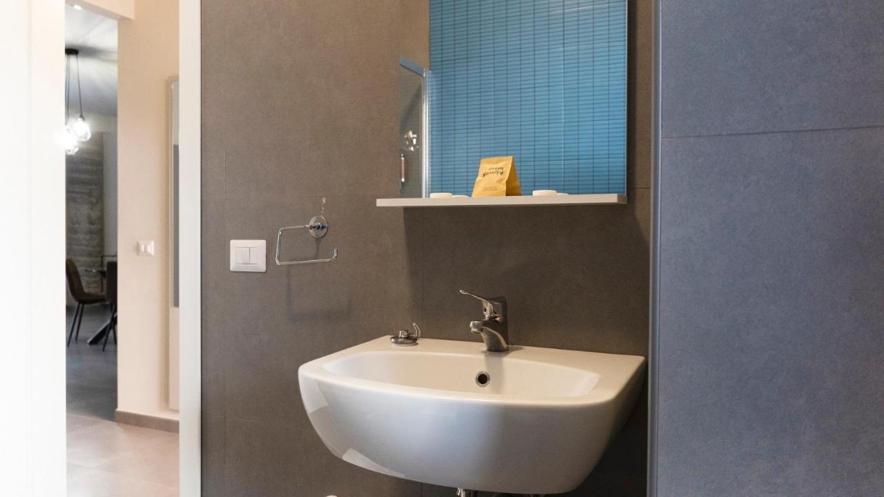 Etna Suite Design Apartments Катания Экстерьер фото
